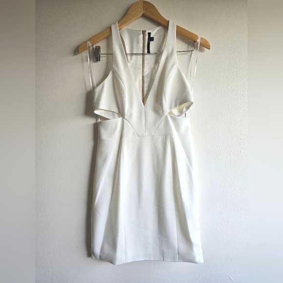 NWT! Jaygodfrey, Krooger Deep V-Neck Cutout Dress, Light Ivory, Size 2 -$299 - Picture 1 of 11